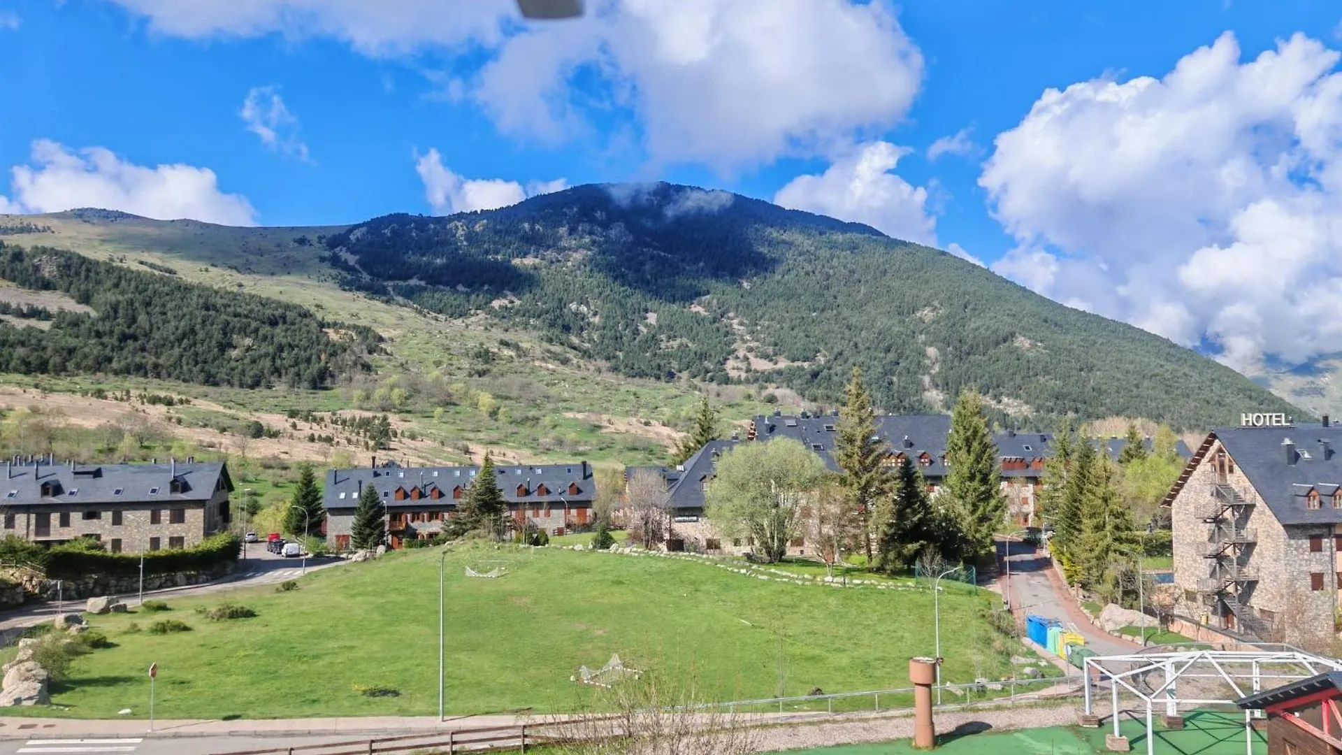 Apartamento Triplex Erta 8 Abuhardillado Y Con Excelentes Vistas Pla de l'Ermita España